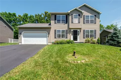 145 Festa Fairway Ln, Lysander, NY 13027