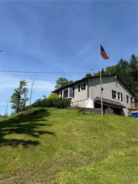 3946 Suarez Rd, Taylor, NY 13040