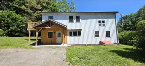 3975 Carr Hill Rd, Cortlandville, NY 13045