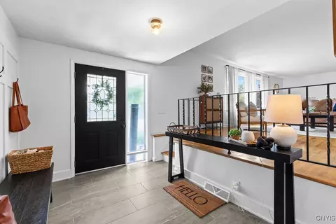 Entry Way - 111 Ruby Rd, Salina, NY 13088 photo 2 of 2