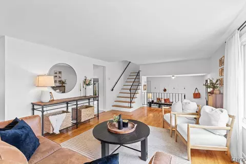 Living - 111 Ruby Rd, Salina, NY 13088 photo 4 of 5