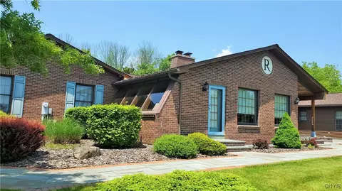 1149 Davinci Dr, Cortlandville, NY 13045