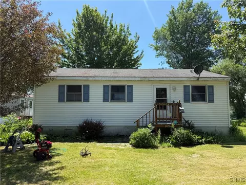 3658 Flanders Rd, Lyme, NY 13693