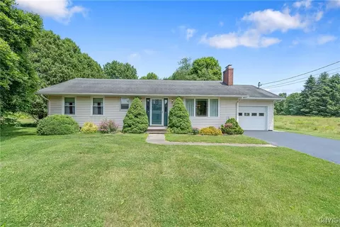 206 Oswego River Rd, Schroeppel, NY 13135