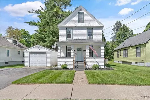 230 Thieme Pl, Utica, NY 13502