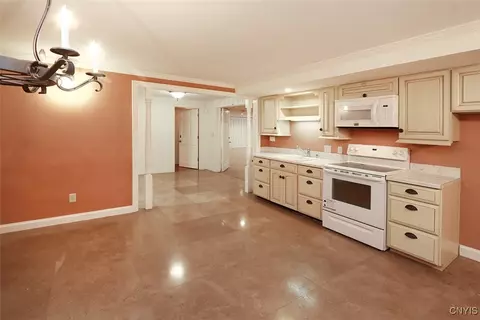 6972 Colonial Dr, Fayetteville, NY 13066 photo 34
