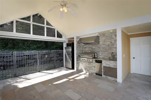 6972 Colonial Dr, Fayetteville, NY 13066 photo 44