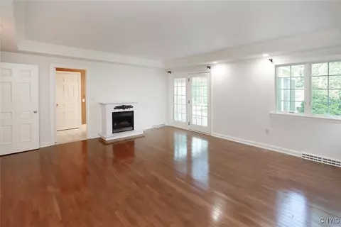 6972 Colonial Dr, Fayetteville, NY 13066 photo 25