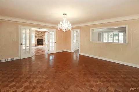 6972 Colonial Dr, Fayetteville, NY 13066 photo 12