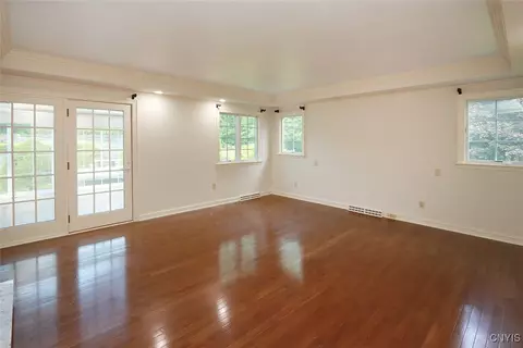 6972 Colonial Dr, Fayetteville, NY 13066 photo 24