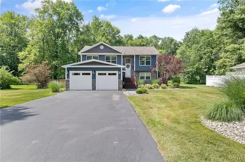 9545 Horseshoe Island Rd, Clay, NY 13041