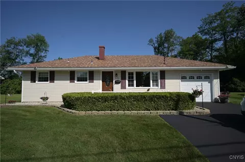 455 Lee Blvd, Utica, NY 13502