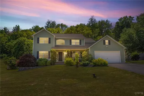 4523 Swissvale Dr, Manlius, NY 13104