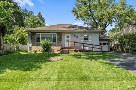 324 Leonard St, Salina, NY 13211