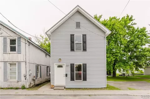 523 Jefferson St, Watertown, NY 13601