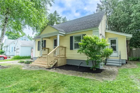 311 Iroquois Ave W, Watertown, NY 13601