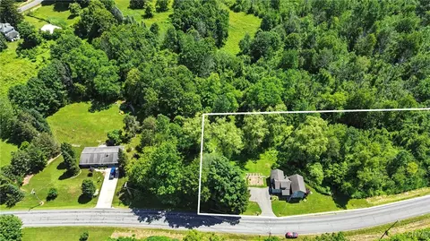 388 Sutton Rd, Schroeppel, NY 13132 photo 8