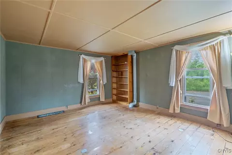 388 Sutton Rd, Schroeppel, NY 13132 photo 22