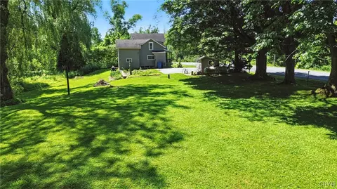 388 Sutton Rd, Schroeppel, NY 13132 photo 13