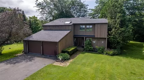 4342 Norton Rd, Onondaga, NY 13215