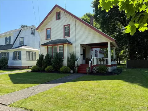 19 Cedar St, Cortland, NY 13045