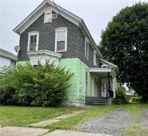 418 N Bellinger St, Herkimer, NY 13350
