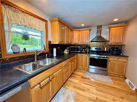Kitchen - 3554 Cody Rd, Fenner, NY 13035 photo 4 of 5
