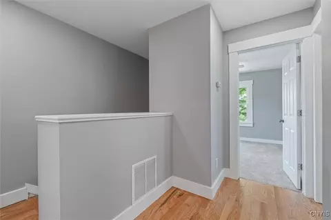 106 Wellington Rd, Syracuse, NY 13214 photo 23