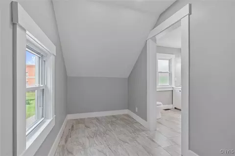 106 Wellington Rd, Syracuse, NY 13214 photo 28