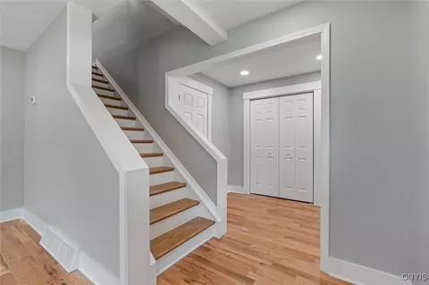 106 Wellington Rd, Syracuse, NY 13214 photo 18