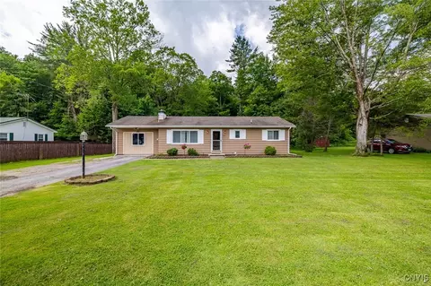 10075 Florence Hill Rd, Camden, NY 13316