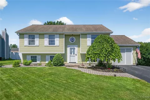 4990 Alfred Dr, Liverpool, NY 13090