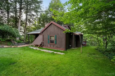7764 Cameron Hill Rd, Deerfield, NY 13502