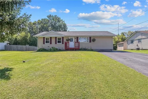 311 Delwood Dr, Van Buren, NY 13027
