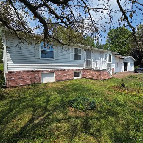 3181 State Route 49, Vienna, NY 13308
