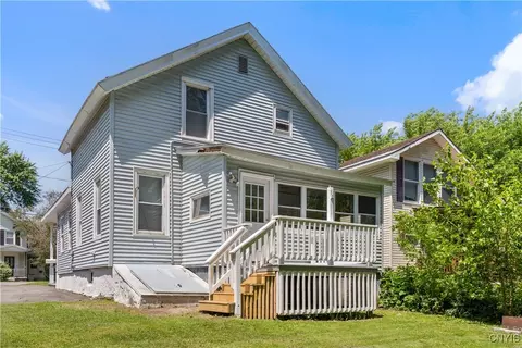 Exterior - 344 Eastern Ave, Herkimer, NY 13350 photo 4 of 8