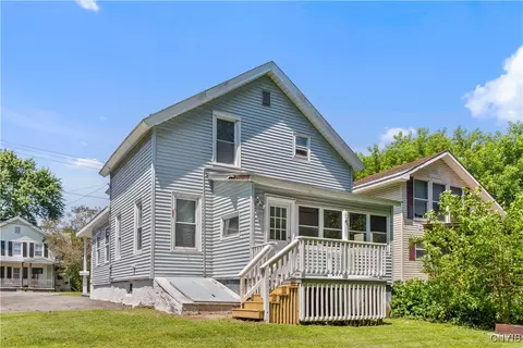 Exterior - 344 Eastern Ave, Herkimer, NY 13350 photo 5 of 8