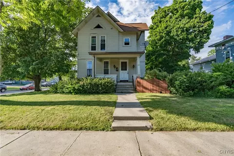 203 Keyes Ave, Watertown, NY 13601