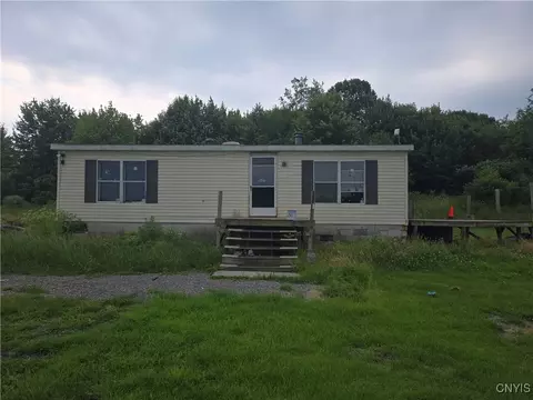 37400 Carpenter Rd #402, Antwerp, NY 13608
