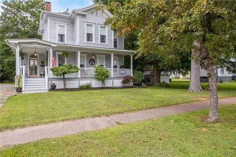 308 Seneca St, Oneida, NY 13421