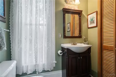 308 Seneca St, Oneida, NY 13421 photo 22