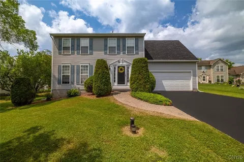 110 Clark Cir, Lenox, NY 13032