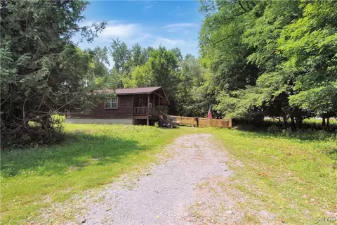 31 N Broad St, Champion, NY 13619