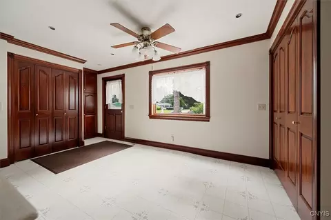 51 State St, Oneida, NY 13421 photo 8