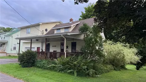 237 E Hamilton Ave, Sherrill, NY 13461