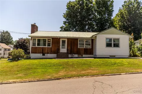 514 Academy St, Fulton, NY 13069