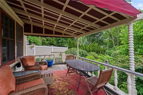 Exterior - 306 Berkeley Dr, Syracuse, NY 13210 photo 5 of 11