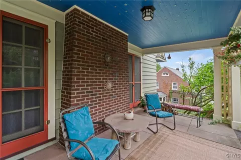 Exterior - 306 Berkeley Dr, Syracuse, NY 13210 photo 4 of 11