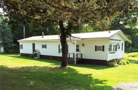 196 Shanty Crk, Central Square, NY 13036