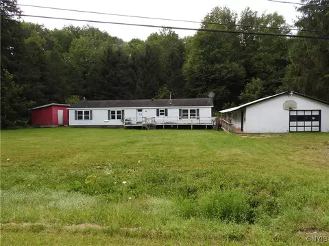 3619 Mcgraw Marathon Rd, Solon, NY 13101